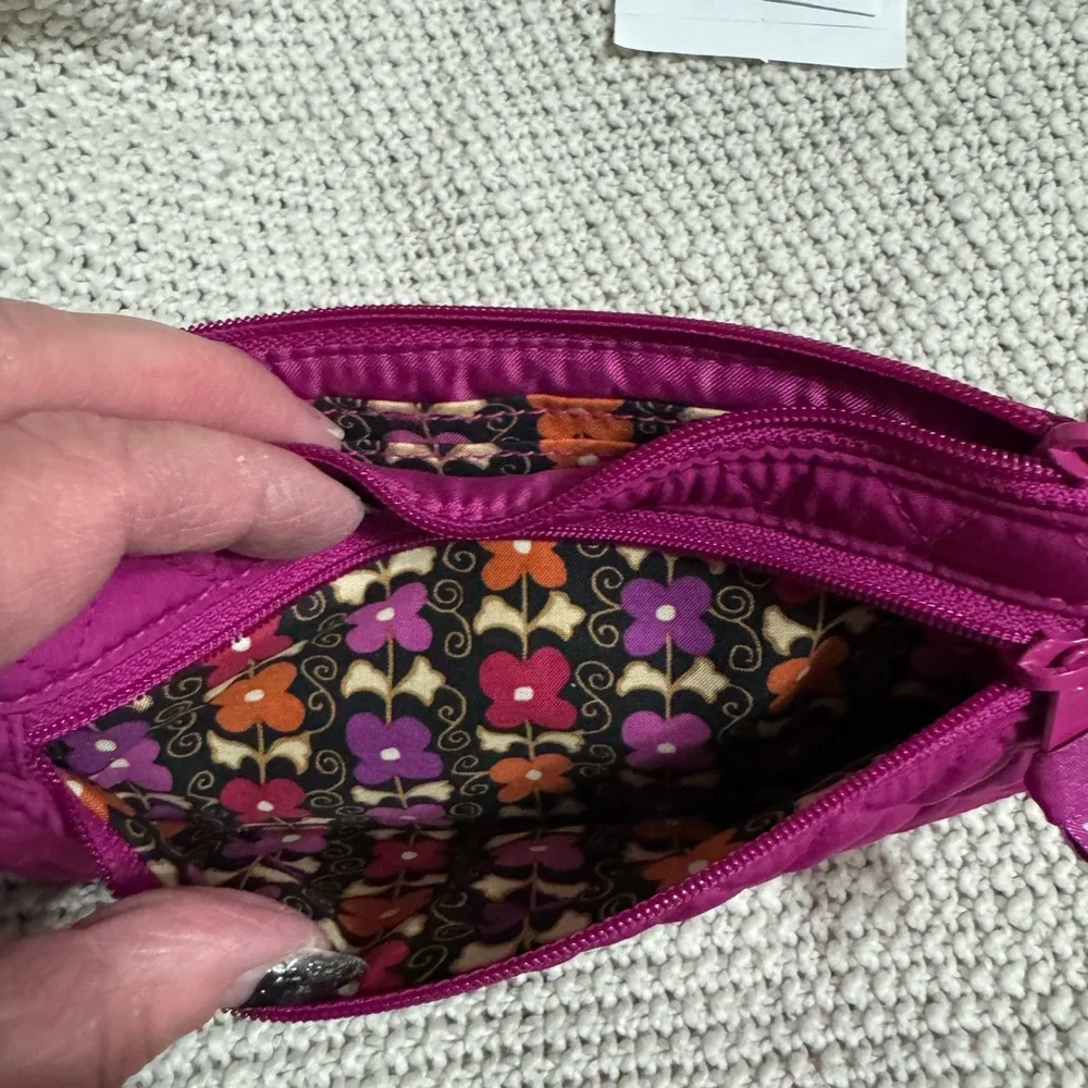 Vera Bradley Fuchsia Front Zip Wristlet‎